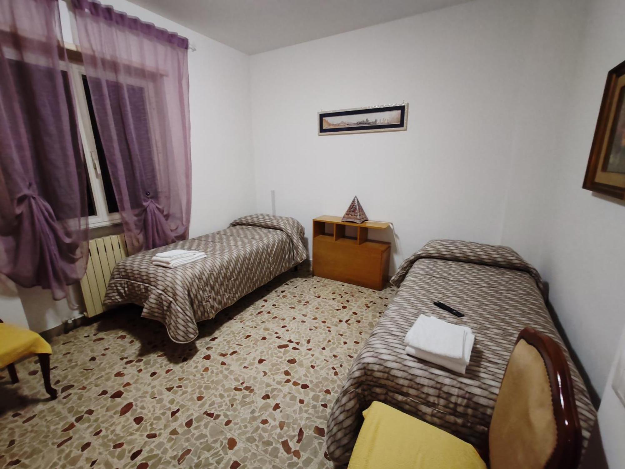 Alloggio Per Uso Turistico Sant'Andrea Lariano Luaran gambar