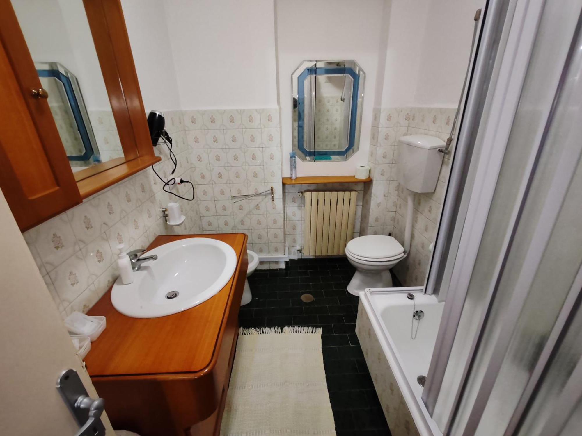 Alloggio Per Uso Turistico Sant'Andrea Lariano Luaran gambar